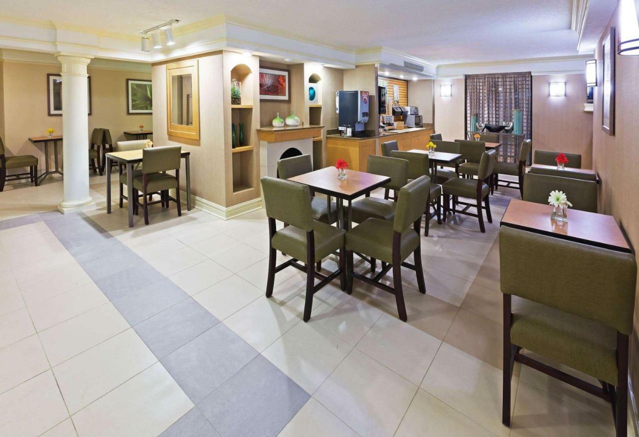 La Quinta Inn By Wyndham Corpus Christi South Экстерьер фото